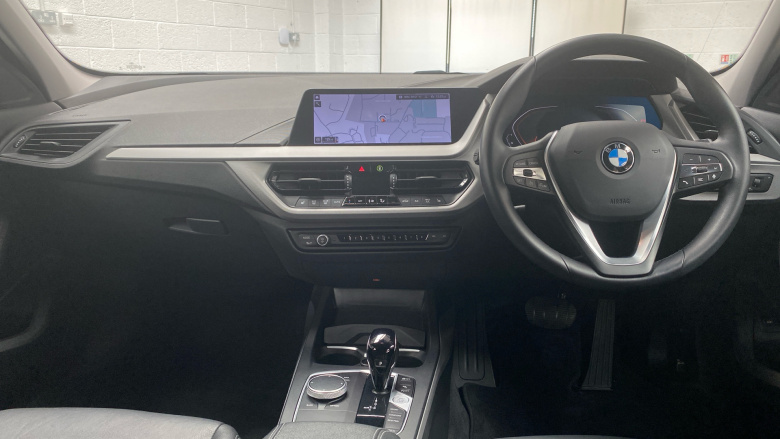 BMW 1 Series 118i SE 5dr Petrol Hatchback